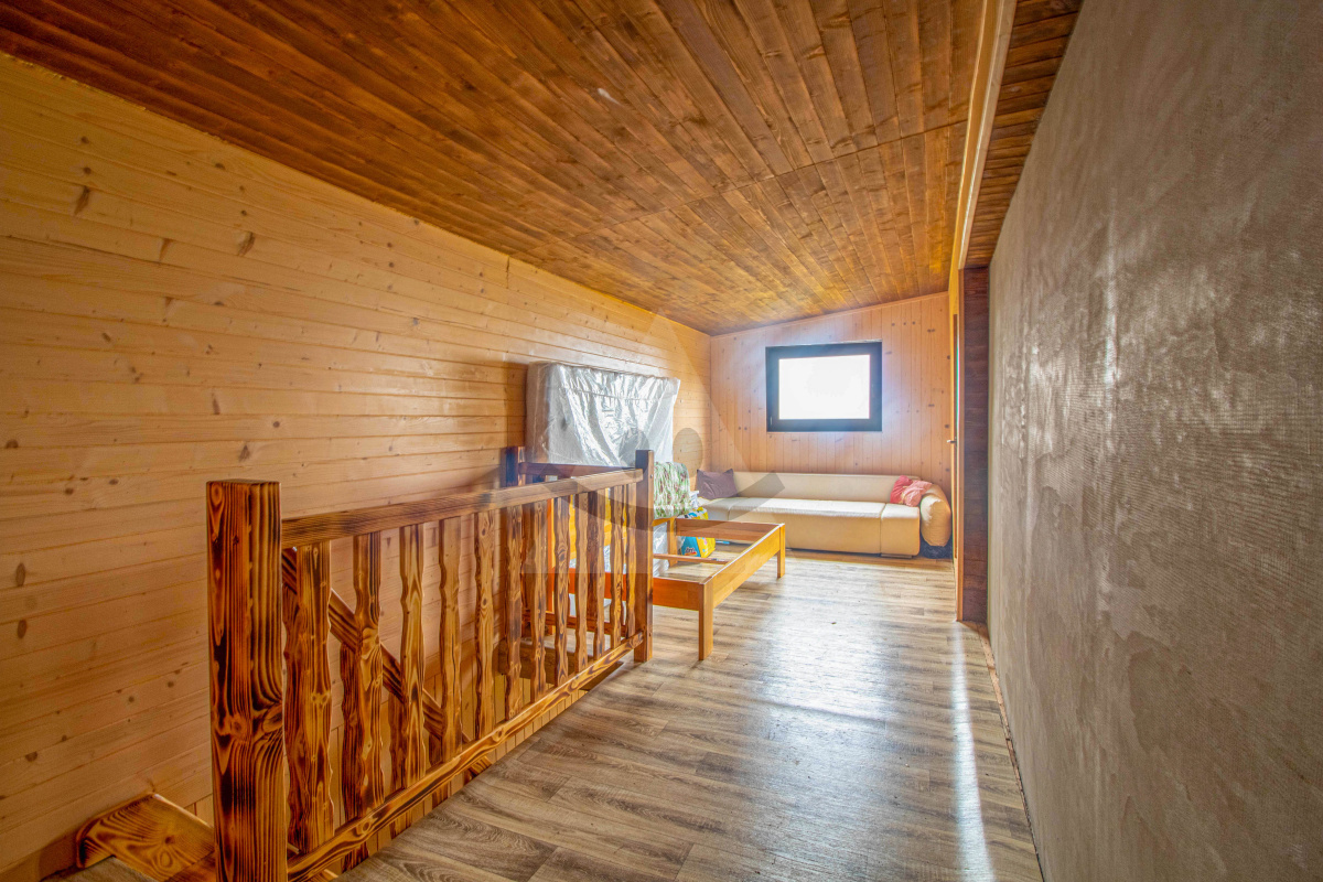 Chata nad Môťovskou priehradou NA PREDAJ