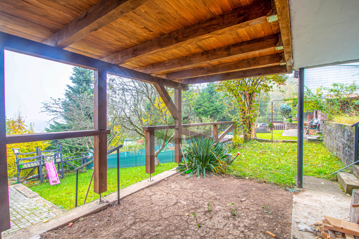 Chata nad Môťovskou priehradou NA PREDAJ