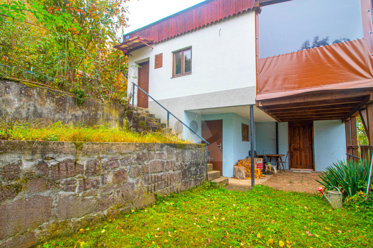 Chata nad Môťovskou priehradou NA PREDAJ