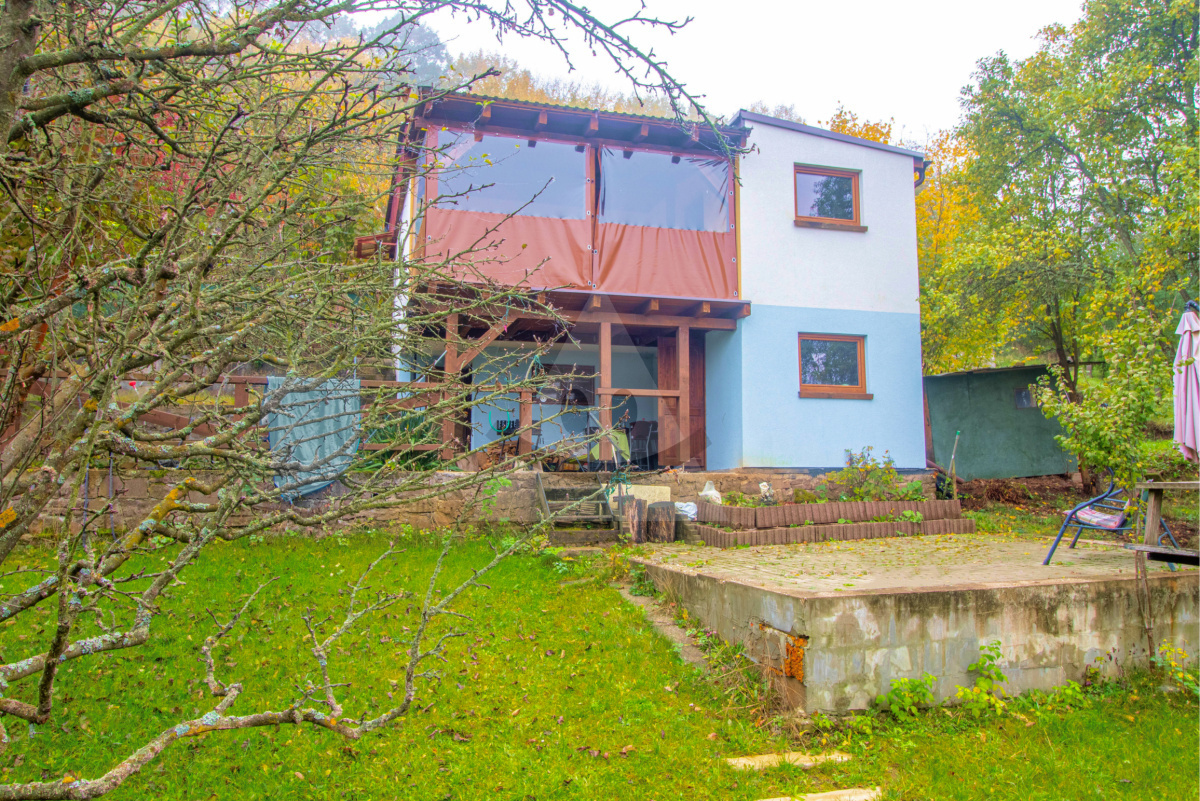 Chata nad Môťovskou priehradou NA PREDAJ