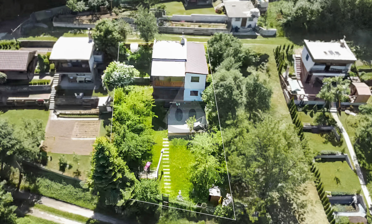 Chata nad Môťovskou priehradou NA PREDAJ